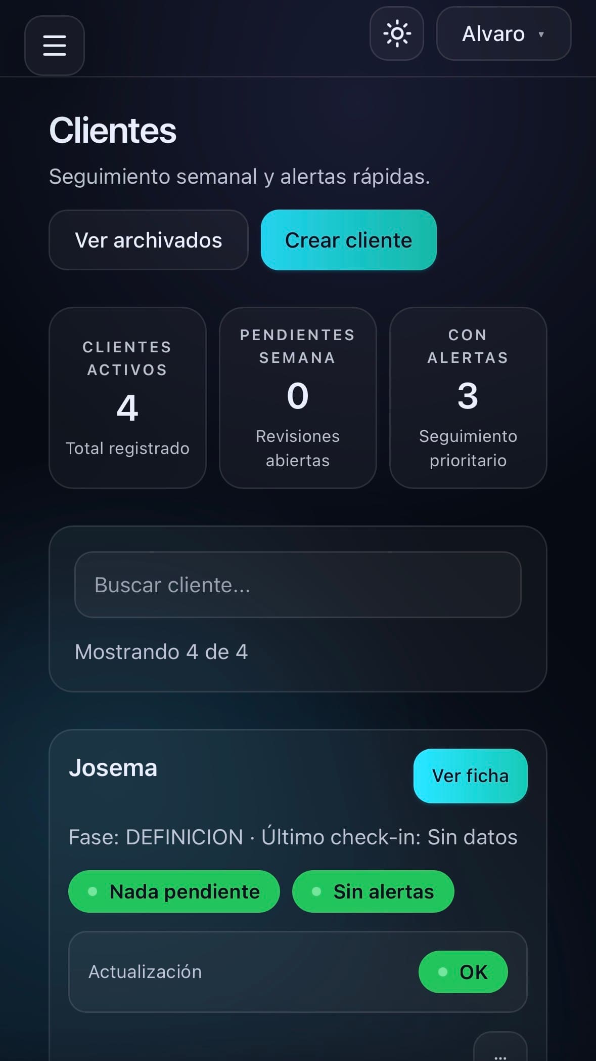 Vista previa del panel de CoachTrackHub